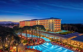Trendy Perge Resort & Suites